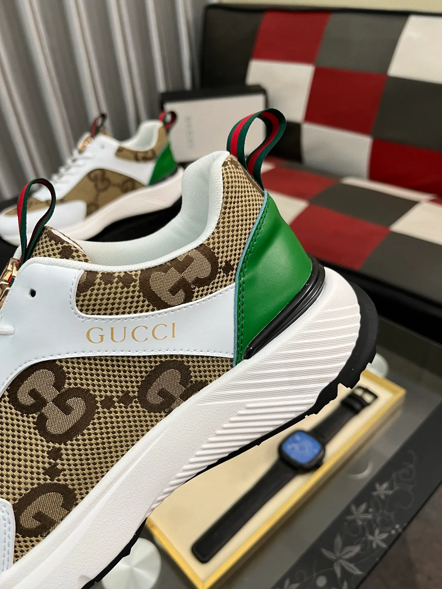 Men's Men's Shoes 💰458⌚️⌚️【GUCCI】Gucci men's latest white shoe series casual shoes! The official website is built 1:1. Upper: Made of imported cowhide, with electric embroidery ➕Inner lining: Made of high-quality first-layer pigskin, soft and comfortable. Picky material selection and exquisite workmanship give you the best enjoyment. Size: 38-443️⃣Colors available